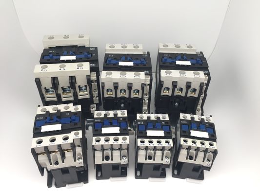 220VAC 3P AC Contactor IP20 Untuk Otomasi Industri Dan Kontrol Motor